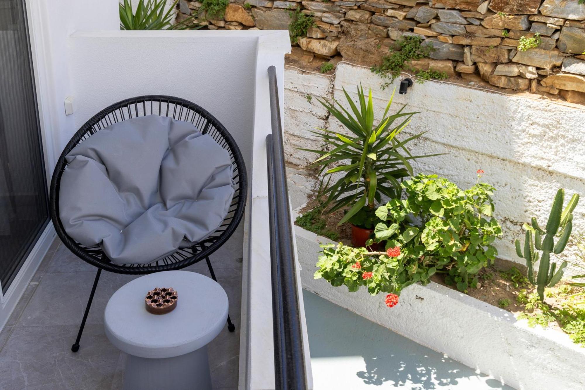 SEAMENTO suites Tinos Exterior foto
