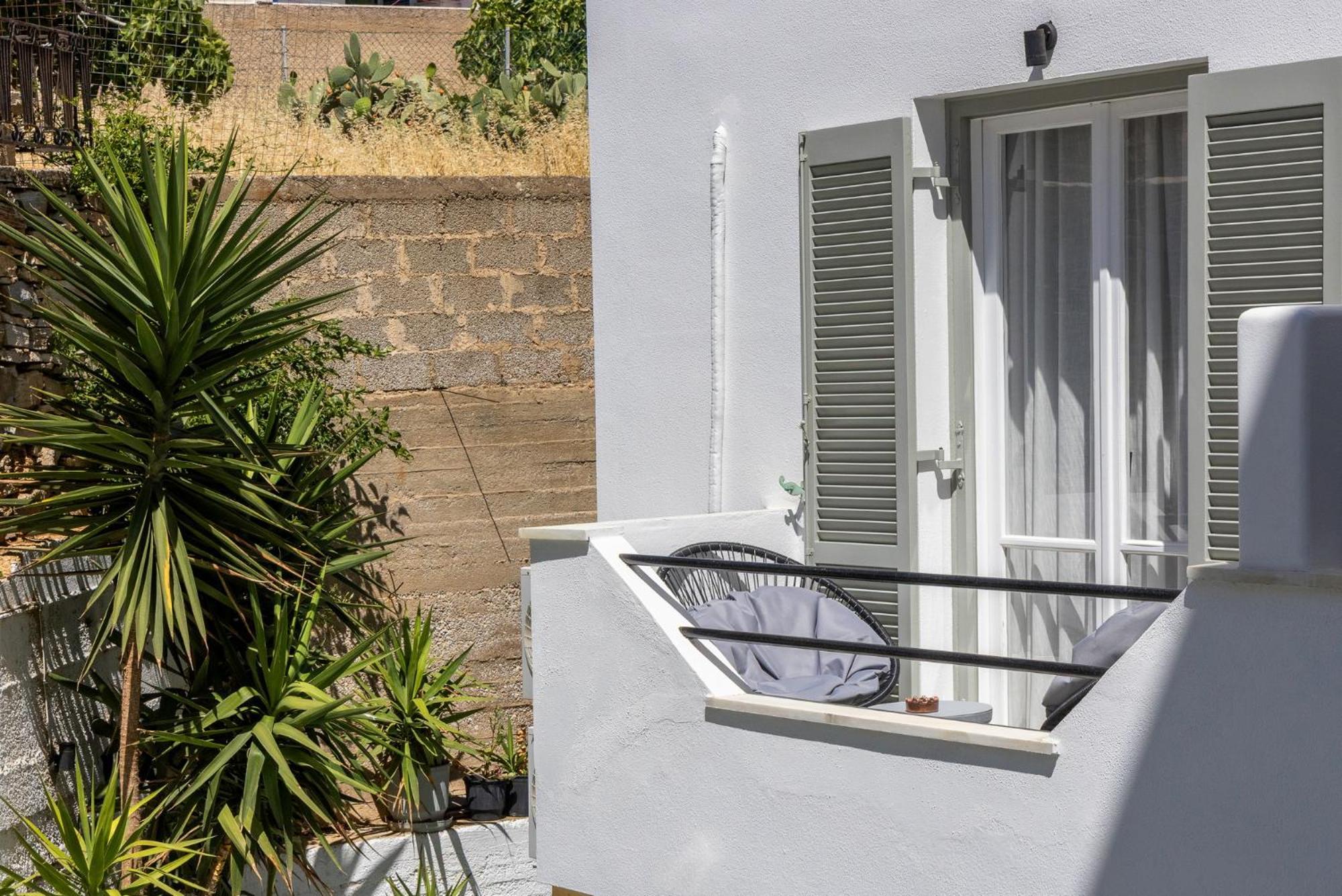 SEAMENTO suites Tinos Exterior foto